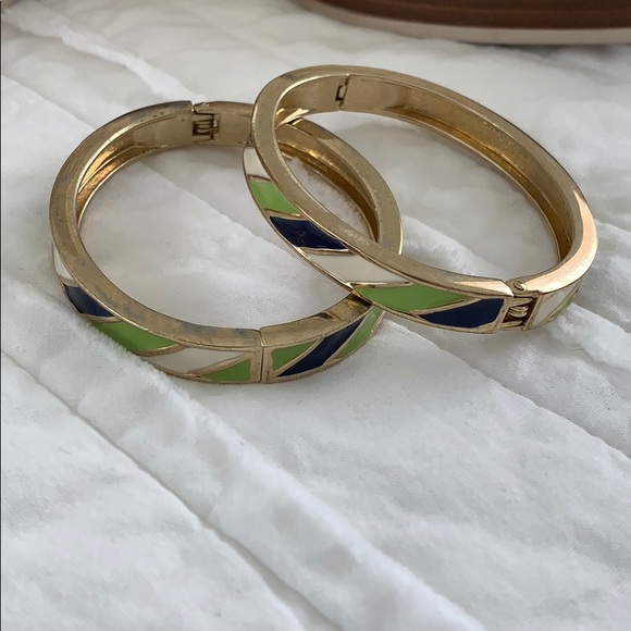 Two matching brackets - Picture 2 of 8